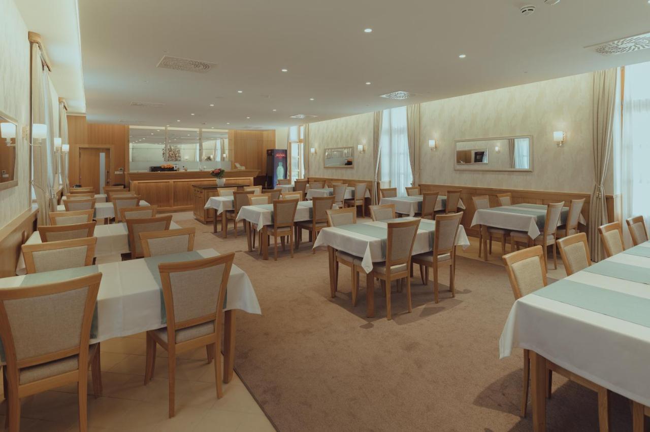 Brigadéros Hotel Brigadír Borsi Extérieur photo