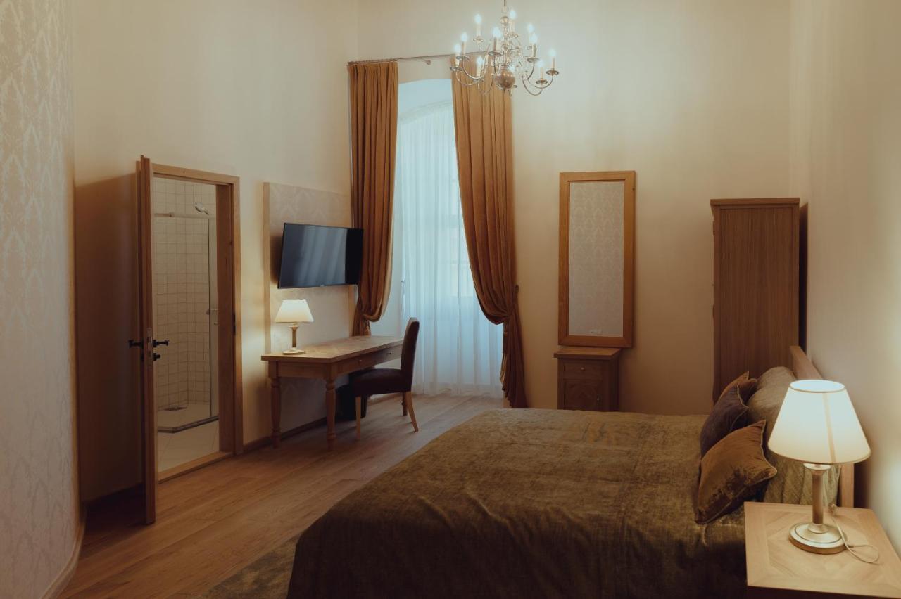 Brigadéros Hotel Brigadír Borsi Extérieur photo
