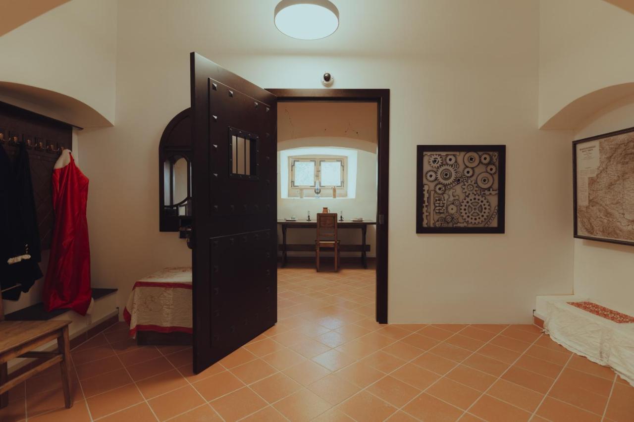 Brigadéros Hotel Brigadír Borsi Extérieur photo